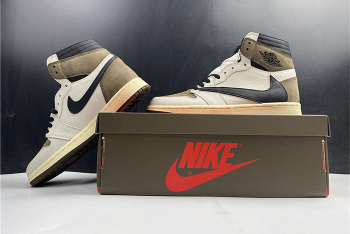Travis Scott x Air Jordan 1 CD4487-1000