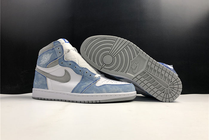 Air Jordan 1“ Hype Royal”  555088-402