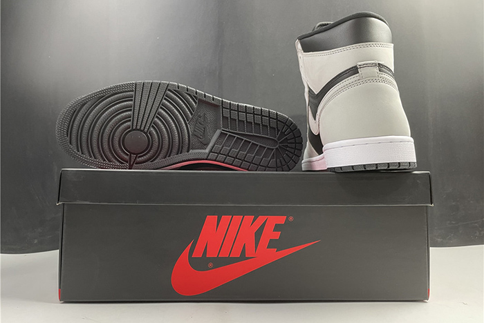 Air Jordan 1 High OG “Shadow 2.0” 555088-035