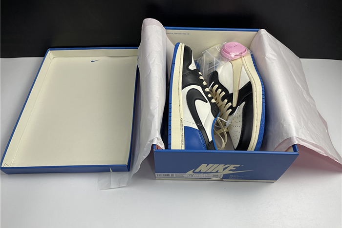 Air Jordan 1 Travis Scott  DM7866-140