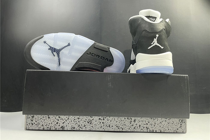 Air Jordan 5 CT4838-011