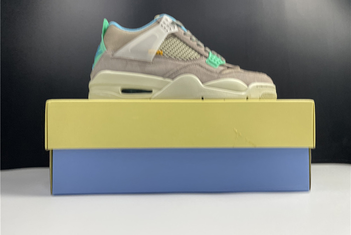 Union LA x Air Jordan 4 ‘’Taupe Haze‘’ DJ5718-242