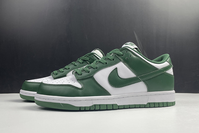 Nike Dunk Low “Team Green” DD1391-101