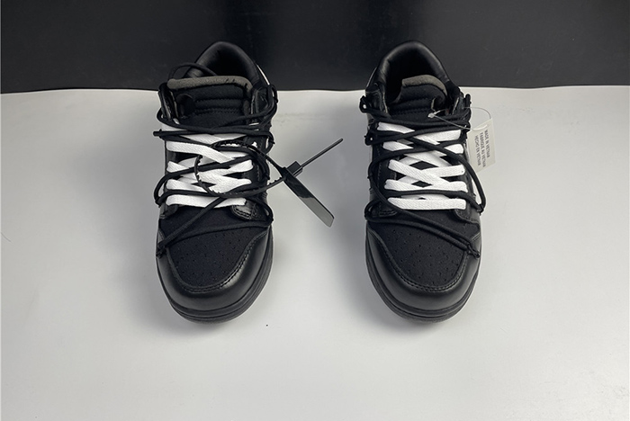 Off-White x Nike Dunk Low DM1602-001