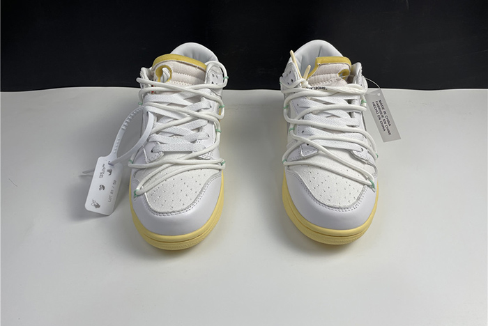 Off-White x Nike Dunk Low DM1602-107