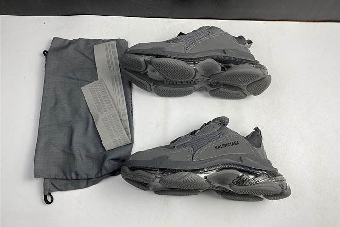 Ba*len*cia*ga triple s trainers 541624 w2ga1 1801