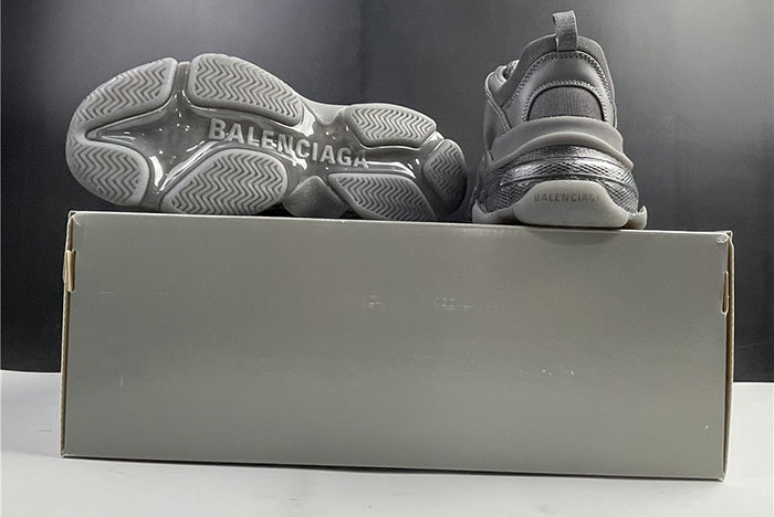 Ba*len*cia*ga triple s trainers 541624 w2ga1 1801