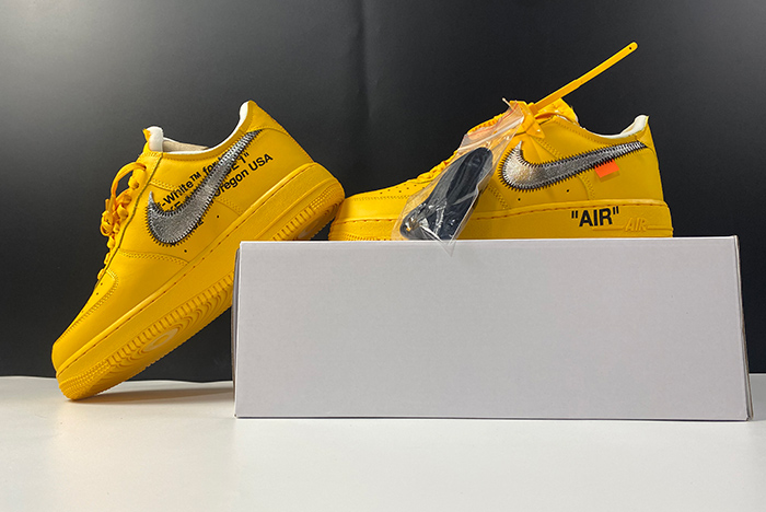 OFF-WHITE NIKE AIR FORCE 1 DD1876-700