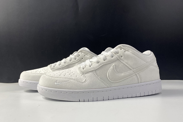 DUNK DSM x Nike Dunk Low DH2686-100
