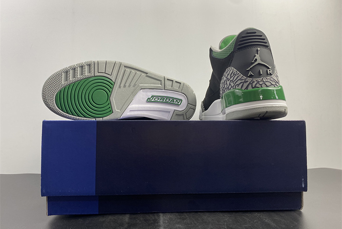 Air Jordan 3  Pine Green” CT8532-030