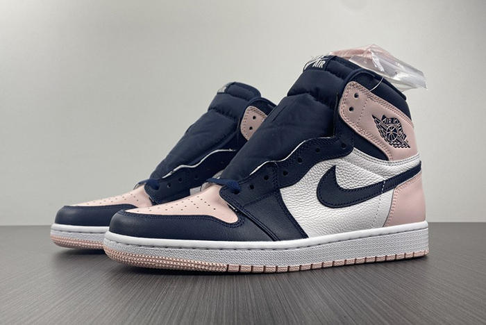 Air Jordan 1 High OG “Atmosphere”  DD9335-641