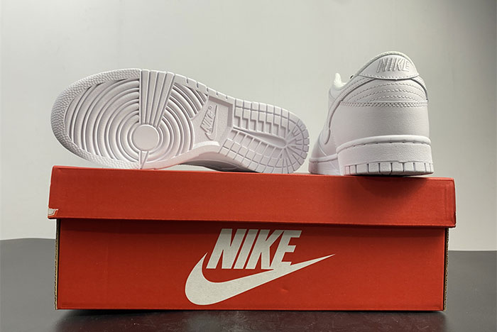 Nike Dunk Low Triple White DD1503-109