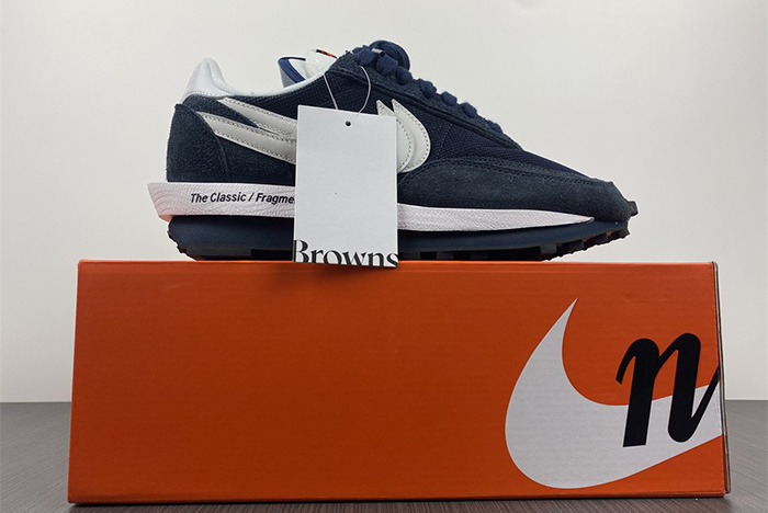 Khaki24 NikeSacai DH2684-400