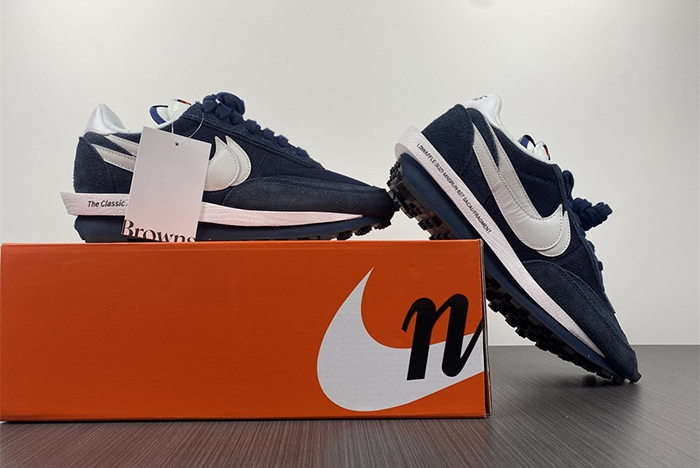 Khaki24 NikeSacai DH2684-400