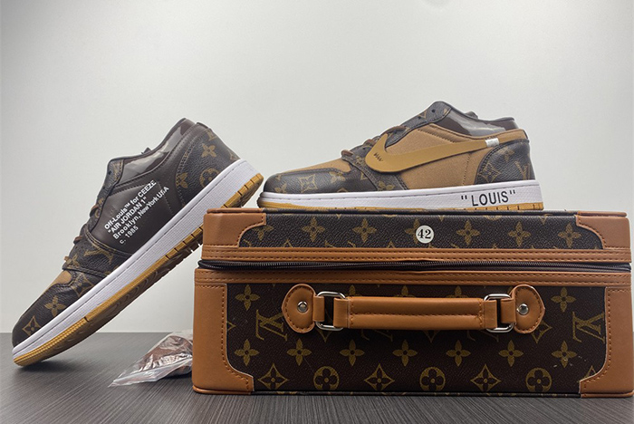 OFF-WHITE x Air Jordan 1 554724-555