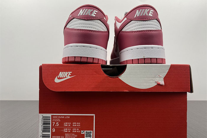 SB Dunk Low “Archeo Pink” DD1503-111