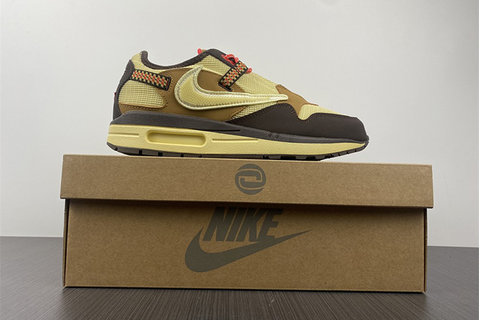 NIKE AIR MAX 1 Travis Scott x MAX1 DO9392-200