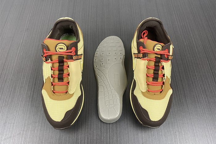 NIKE AIR MAX 1 Travis Scott x MAX1 DO9392-200