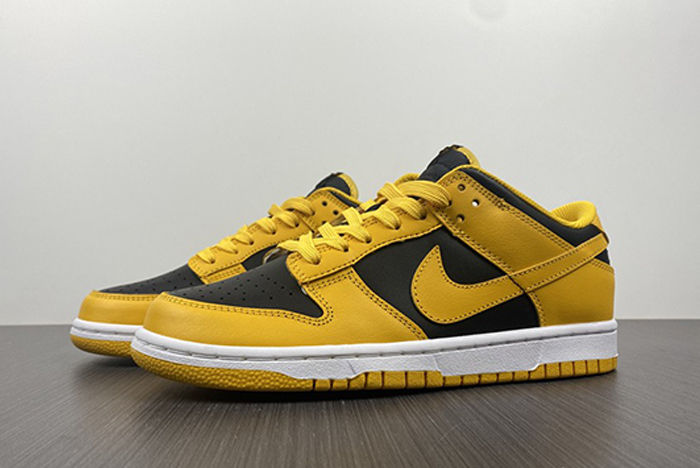 Nike Dunk Low Takes on a Familiar “Goldenrod” Colorwa  DD1391-004
