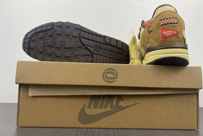 travis scott x nike air max 1 colorway has surF**ed  do9392-701