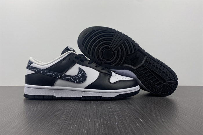 Nike Dunk Low WMNS “Black Paisley” DH4401-100