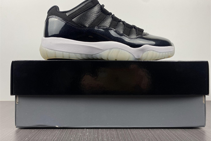 The Air Jordan 11 Low "72-10" Expect to Release Next Year  AV2187-001