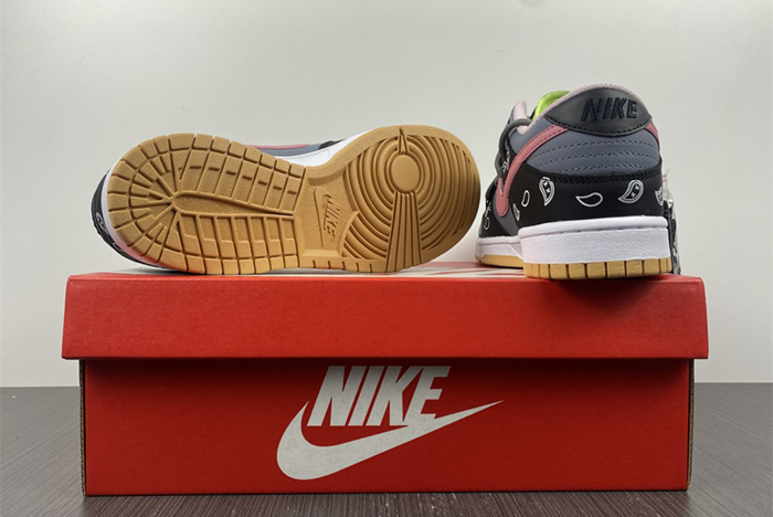 Nike Dunk Low SE “Free 99” DH0952-001