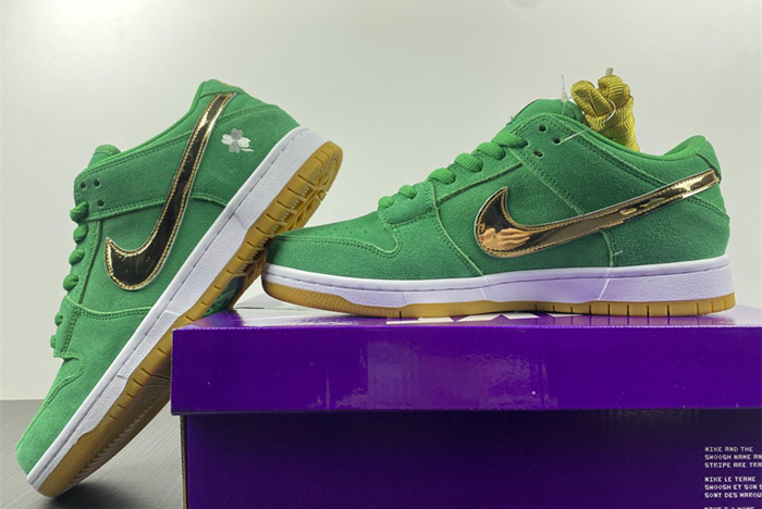 Nike SB Dunk Low “St.BQ6817-303