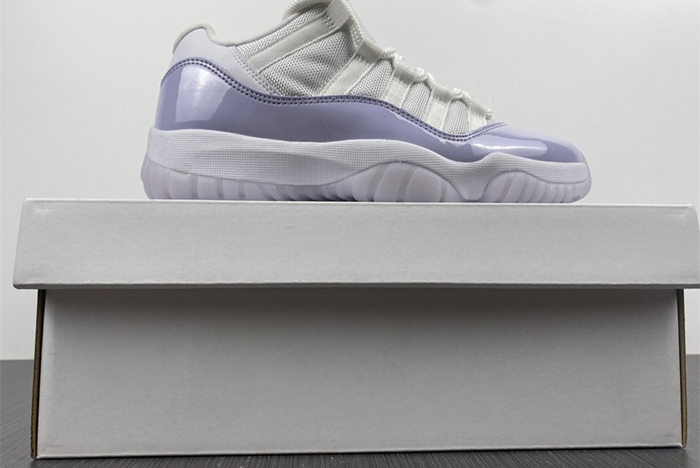 Air Jordan 11 Low”WMNS PURE VIOLET AH7860-101