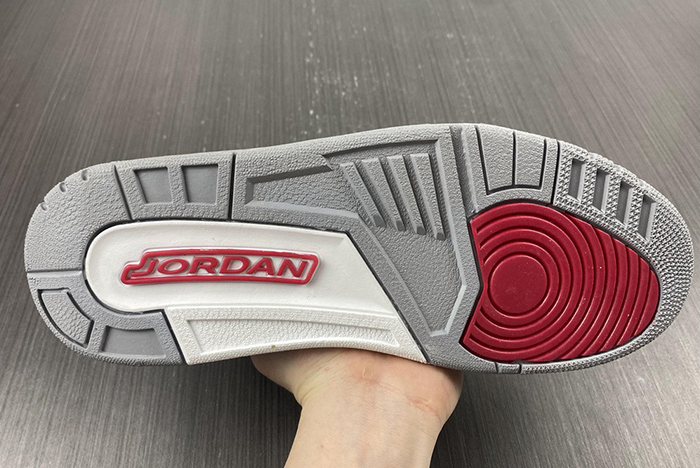 Air Jordan 3 “Cardinal Red” CT8532-126