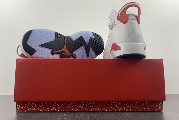 Air Jordan 6 “Red Oreo” CT8529-162