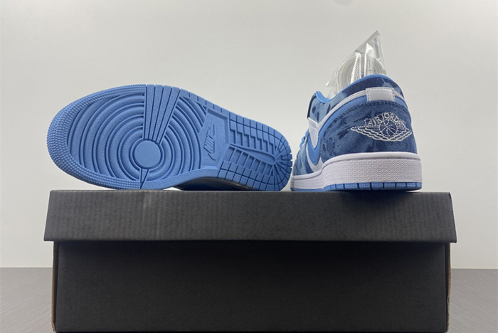 Air Jordan 1 Low Washed Denim DM8947-100