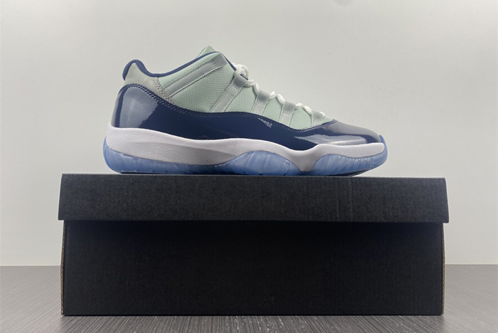 Air Jordan 11 Low AJ11 528895-007