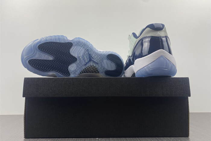 Air Jordan 11 Low AJ11 528895-007
