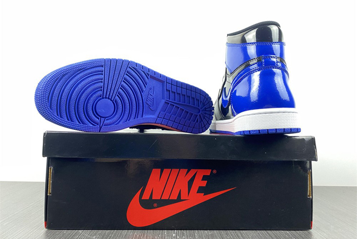 Air Jordan 1 Retr o OG AJ1 555088-404 漆皮