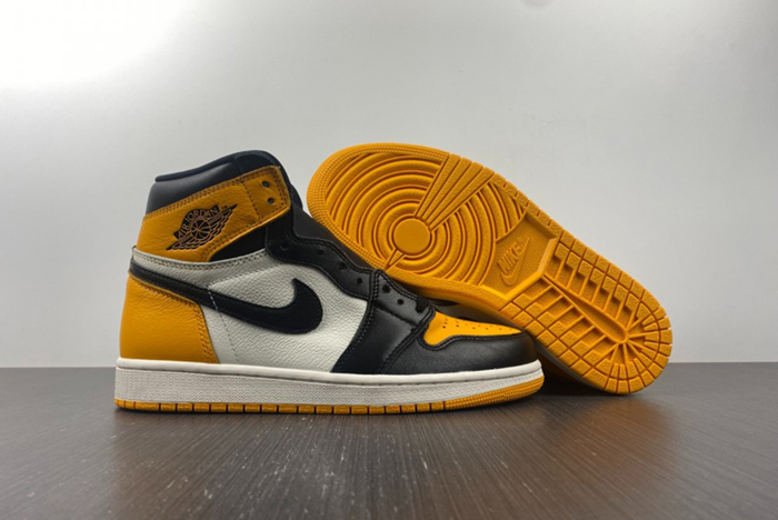 Air Jordan 1 High OG “Yellow Toe” 555088-711