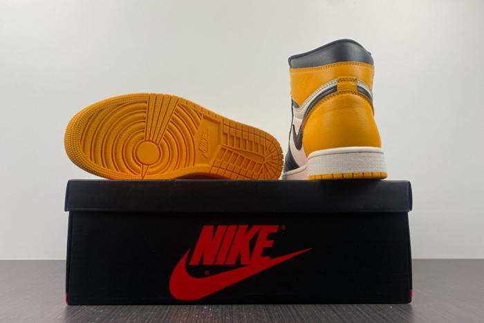 Air Jordan 1 High OG “Yellow Toe” 555088-711