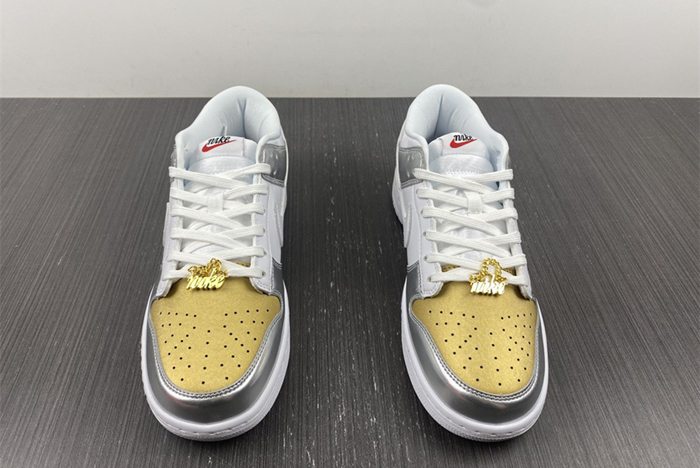 Nike Dunk Low WMNS “Metallic” DH4403-700