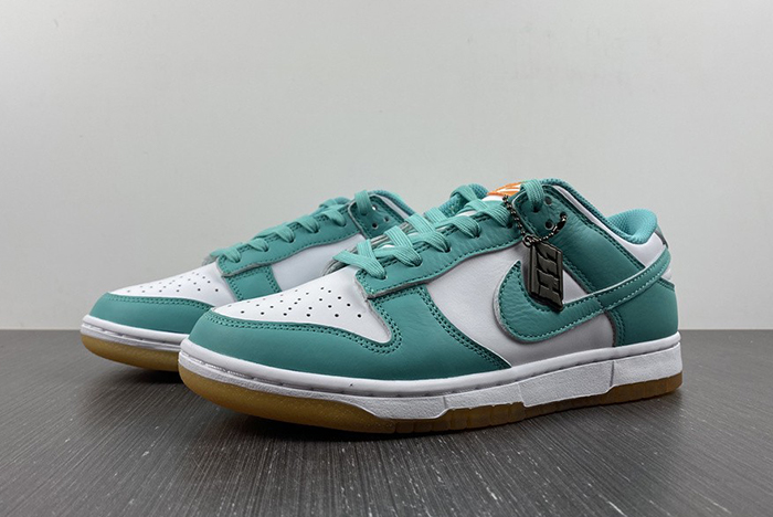 Nike Dunk Low “Turquoise and Orange”  DV2190-100