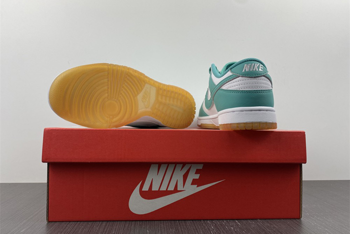 Nike Dunk Low “Turquoise and Orange” DV2190-100