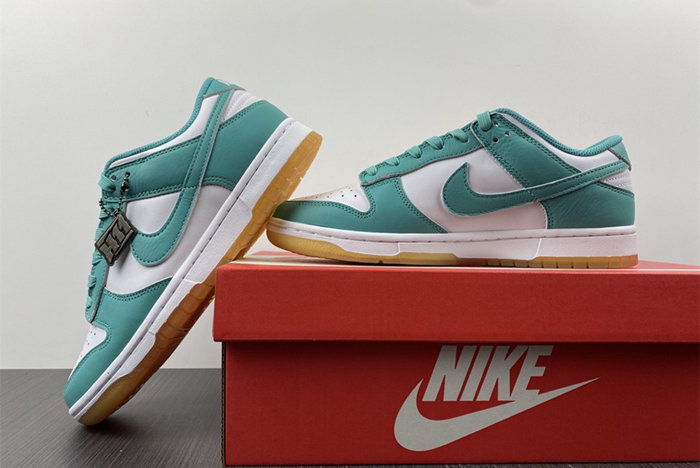Nike Dunk Low “Turquoise and Orange” DV2190-100