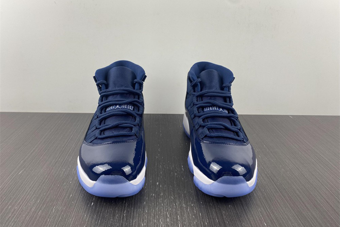 Air Jordan 11 378037-441