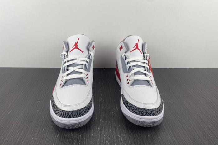 Air Jordan 3 OG “Fire Red” DN3707-160