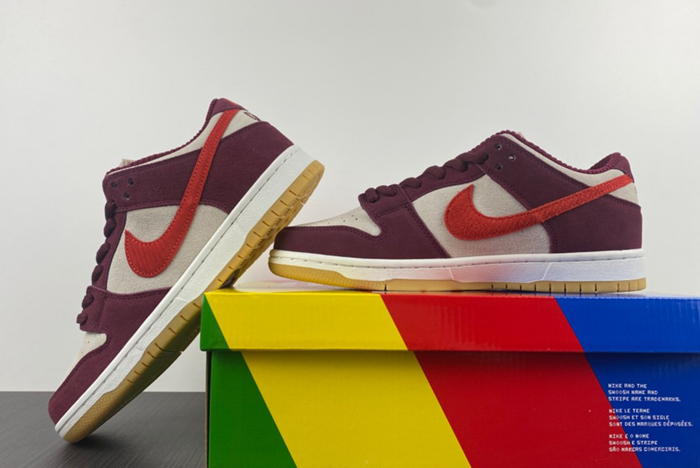 Skate Like a Girl x Nike SB Dunk Low SB DX4589-600