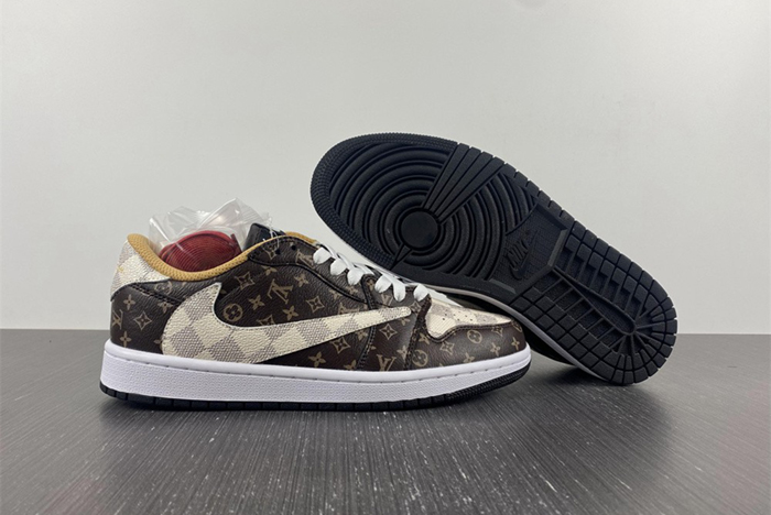 Air Jordan 1 Low  DM7866-216