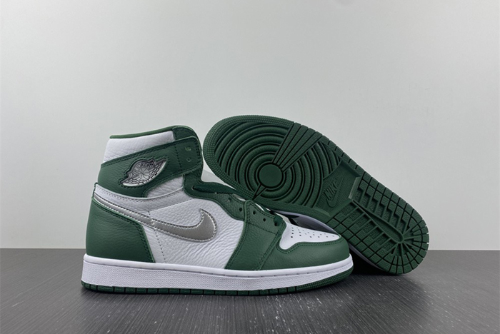 Air Jordan 1 High OG “Gorge Green” DZ5485-303