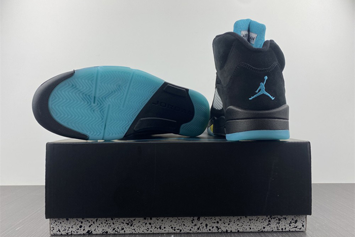 Air Jordan 5 “Aqua”  DD0587-047