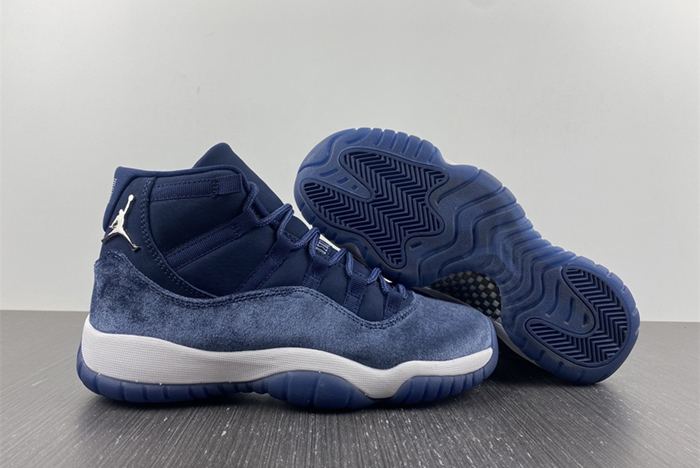 11Air Jordan wmns AR0715-441