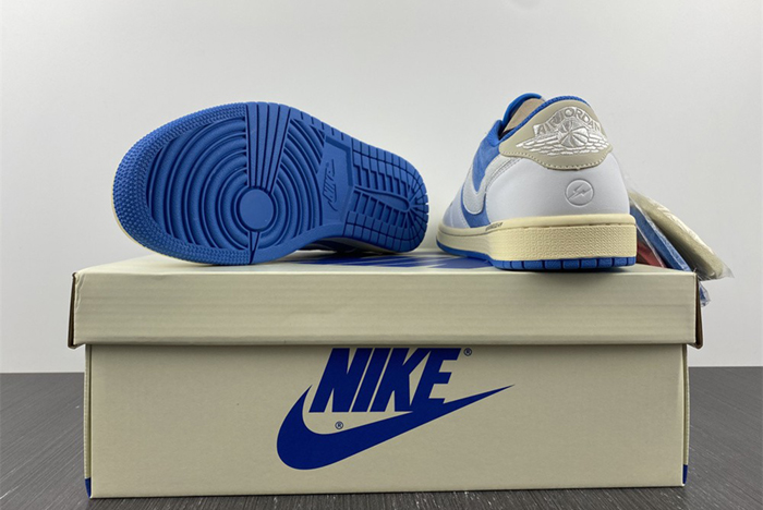 Air Jordan 1  CQ4277-212