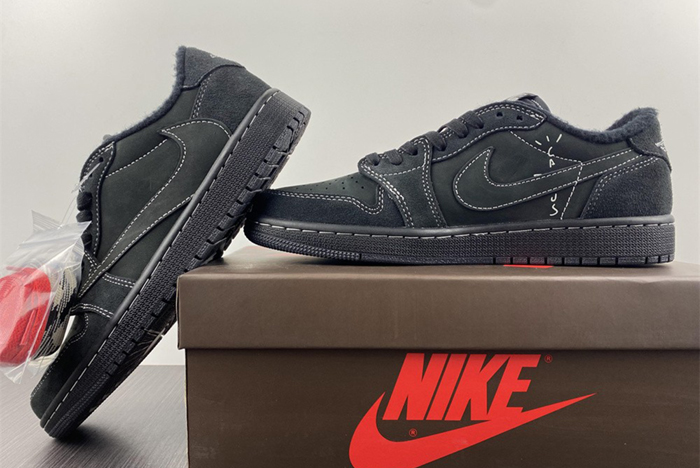 Travis Scott x Air Jordan 1 Low OG AJ1 DM7866-001 1